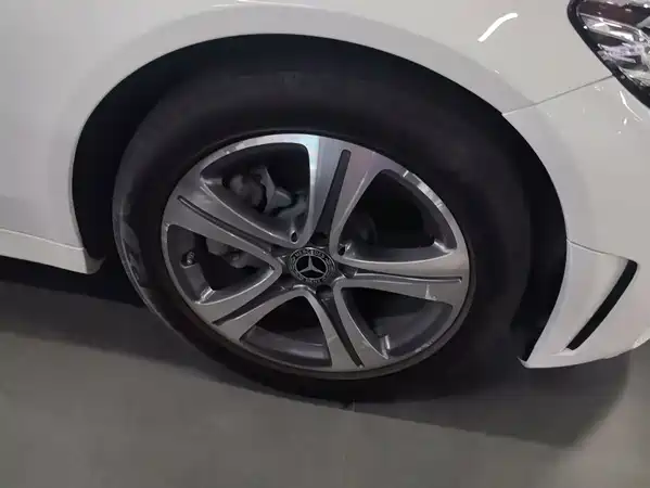 Mercedes-Benz C-Class 2020
