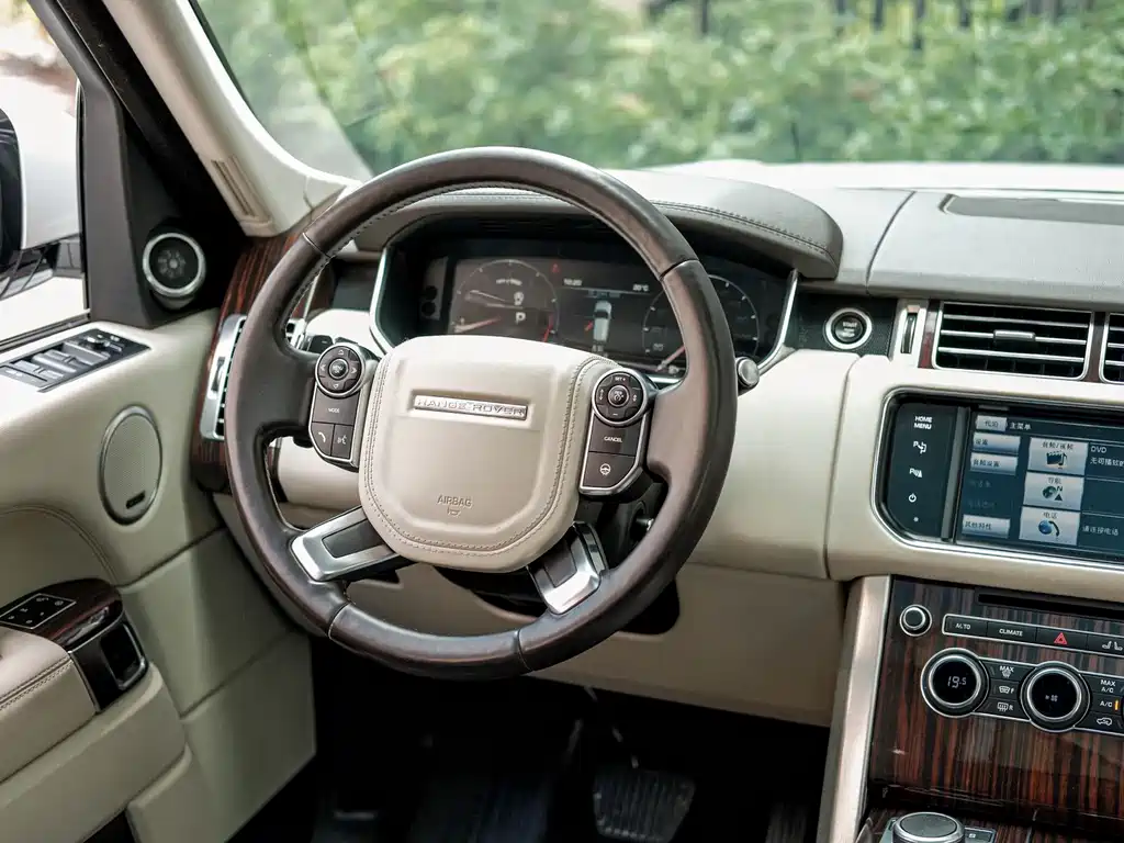 Land Rover Range Rover 2015 — фото 7