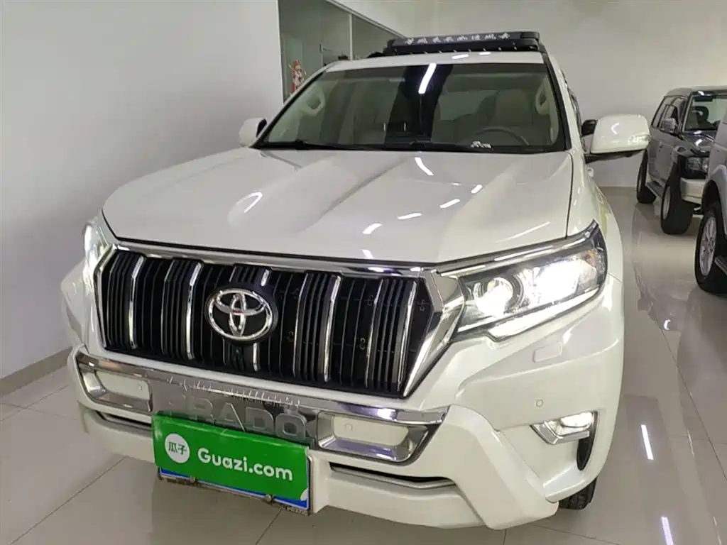 Toyota Prado 2018 — фото 3