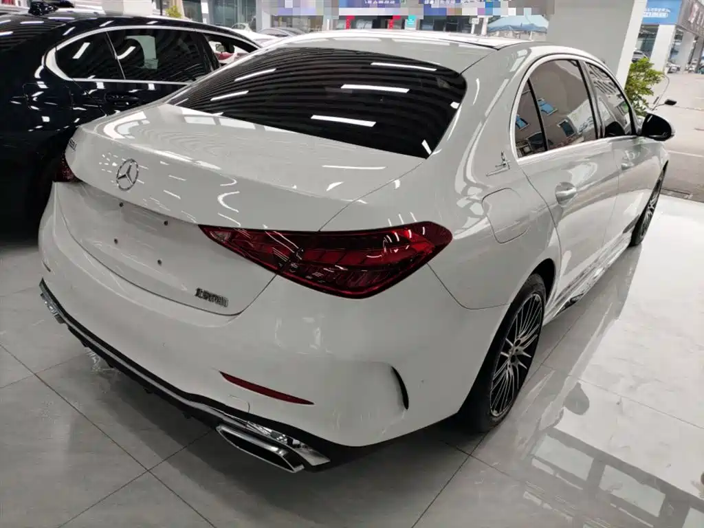 Mercedes-Benz C-Class 2023 — фото 5