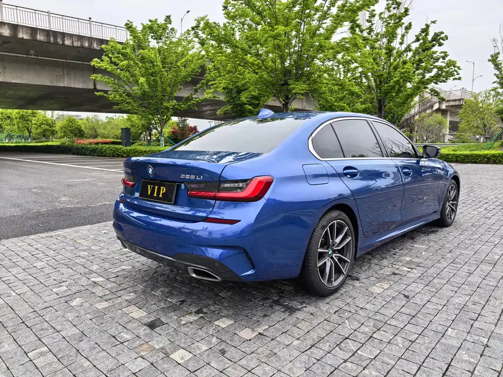 BMW 3 Series 2021 — фото 10