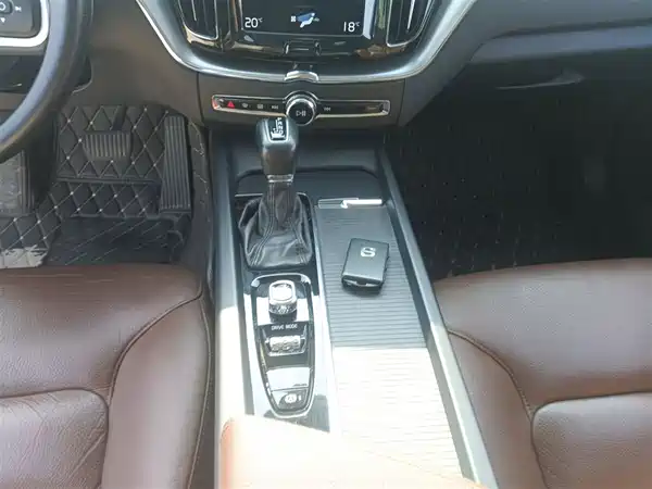 Volvo XC60 2020