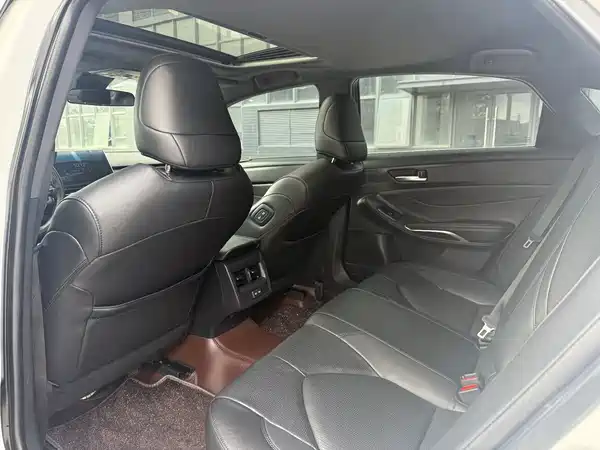 Toyota Avalon 2022