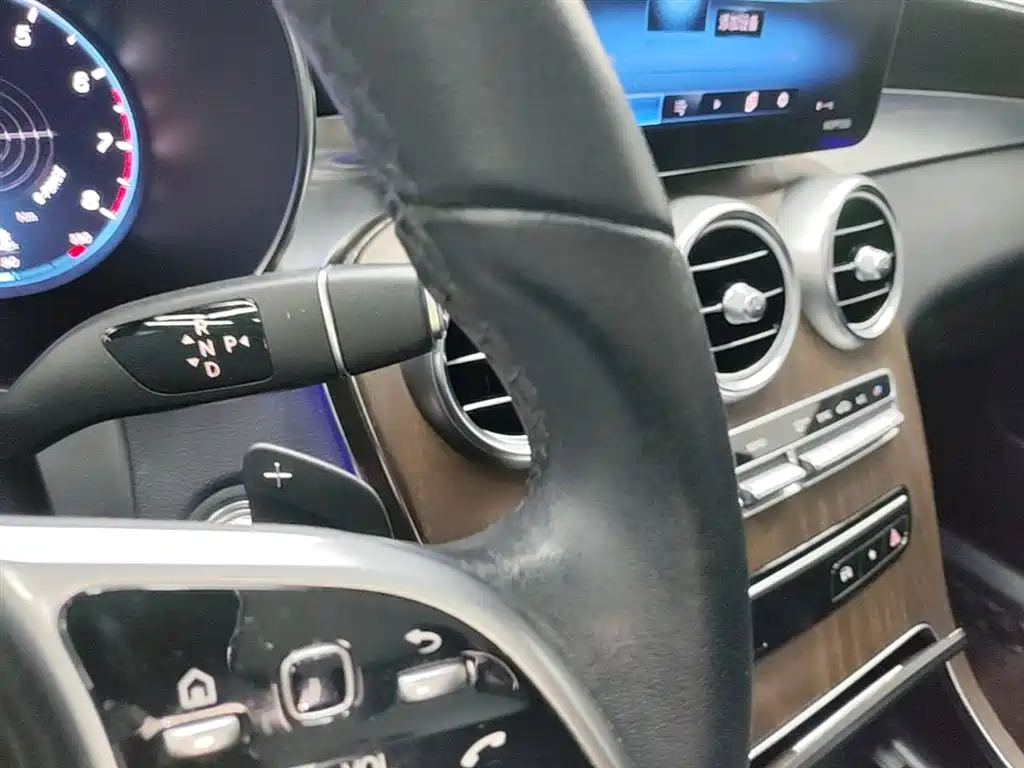 Mercedes-Benz GLC 2020 — фото 14