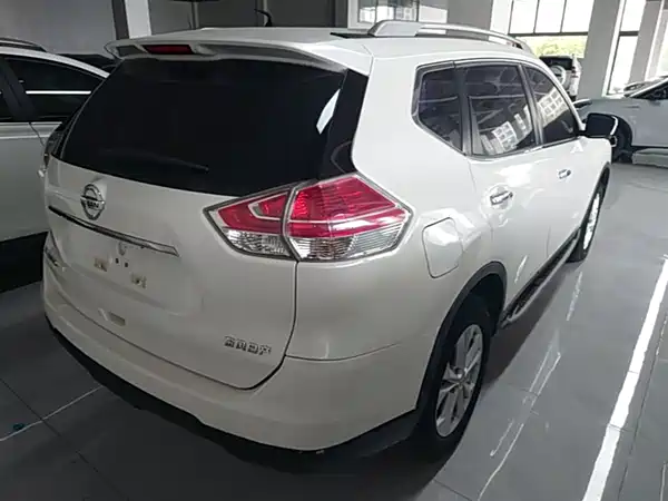 Nissan X-Trail 2014