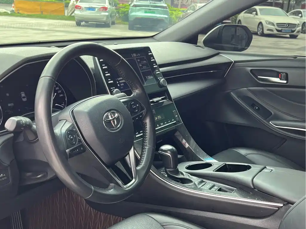 Toyota Avalon 2019 — фото 11