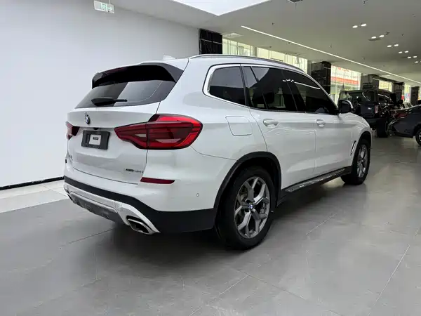 BMW X3 2021