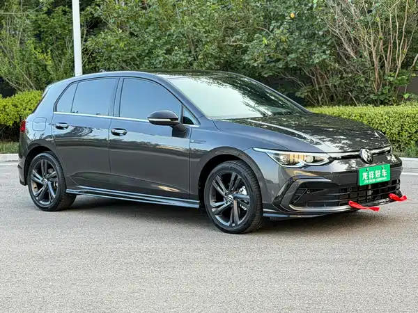 Volkswagen Golf 2022