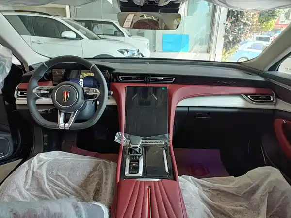 Hongqi H5 2025