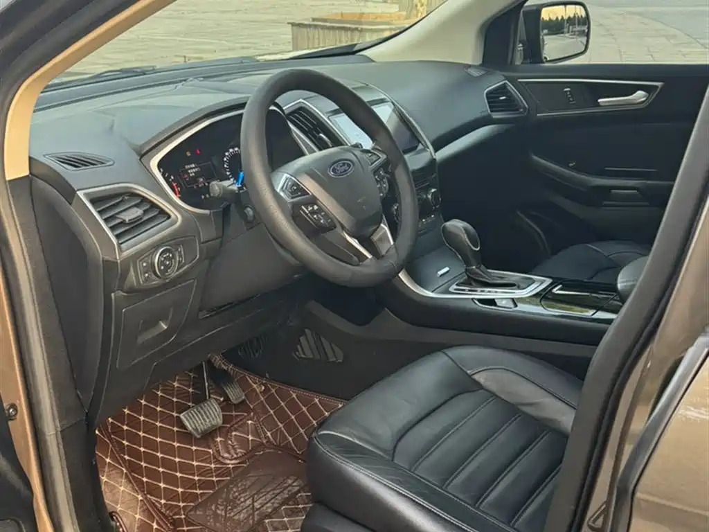 Ford Edge 2015 — фото 10