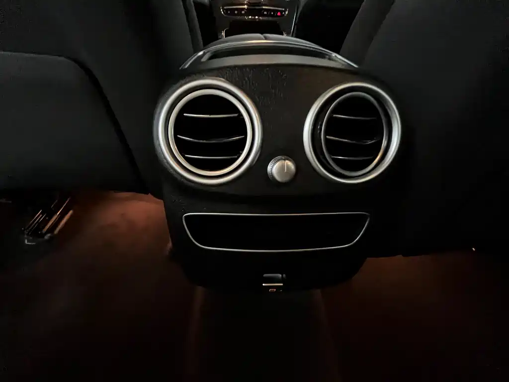 Mercedes-Benz GLC 2020 — фото 15