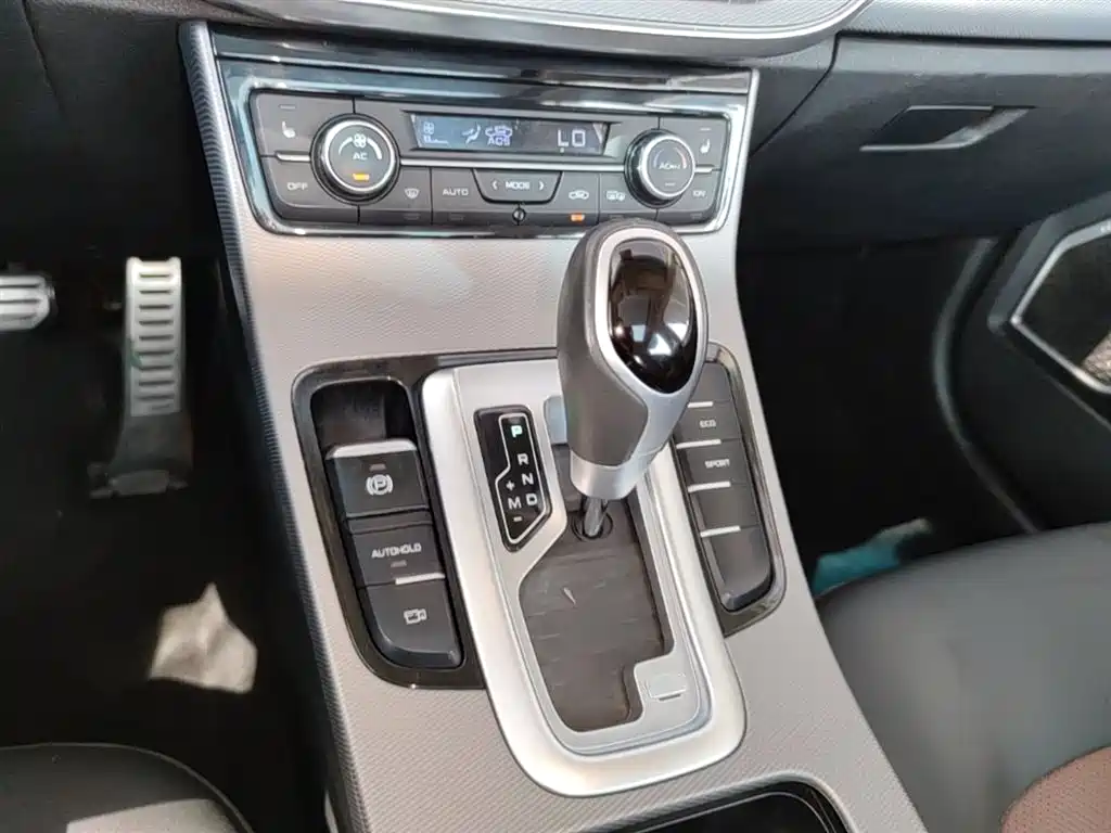Geely Emgrand GS 2019 — фото 14