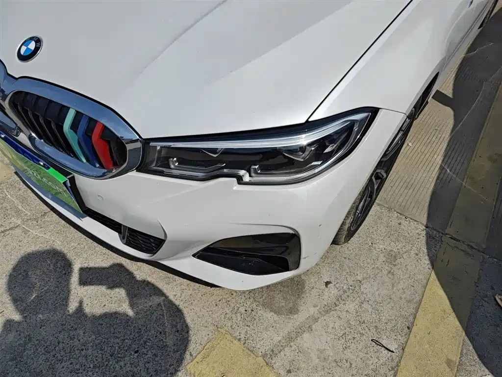 BMW 3 Series 2022 — фото 18