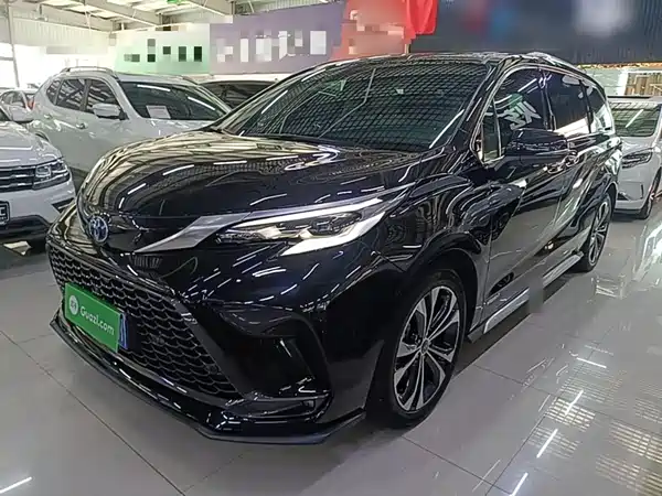 Toyota Granvia 2023