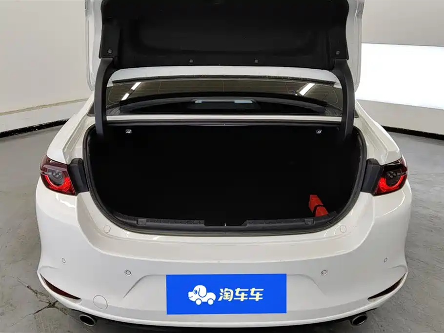 Mazda 3 Angkesela 2022