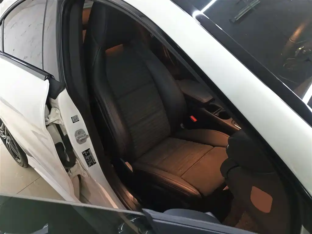 Mercedes-Benz CLA 2018 — фото 25