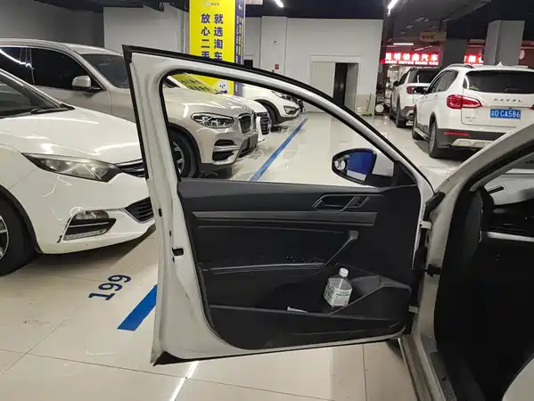 Volkswagen Lavida 2021