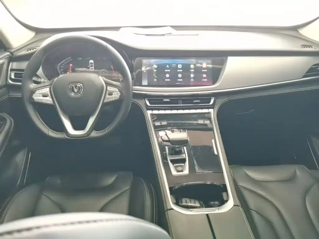 Changan CS85 COUPE 2022 — фото 10