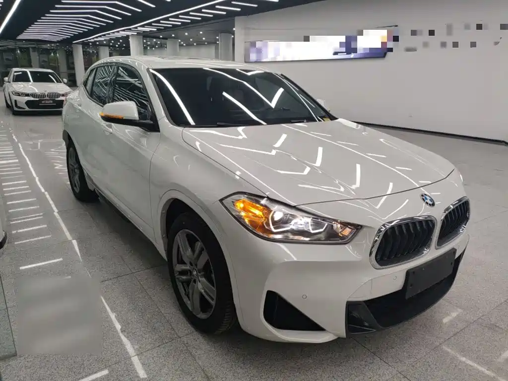 BMW X2 2022 — фото 22