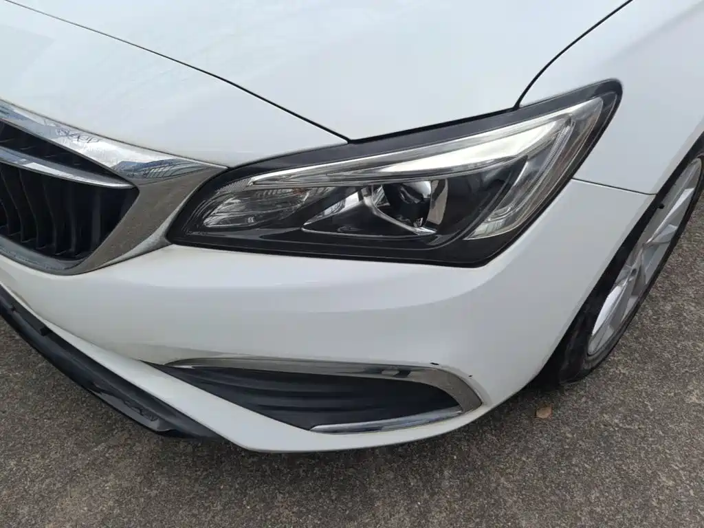 Buick Verano 2018 — фото 15