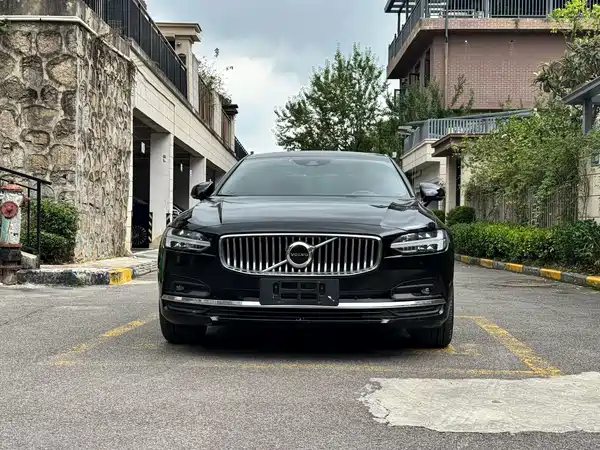 Volvo S90 2021