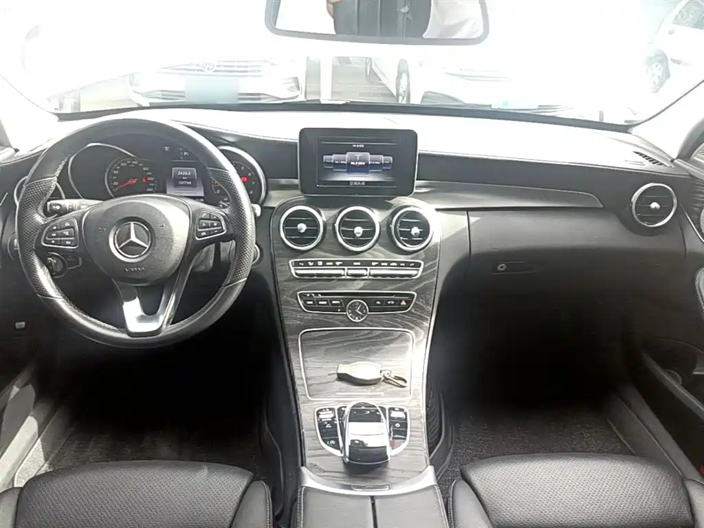 Mercedes-Benz C-Class 2016 — фото 10