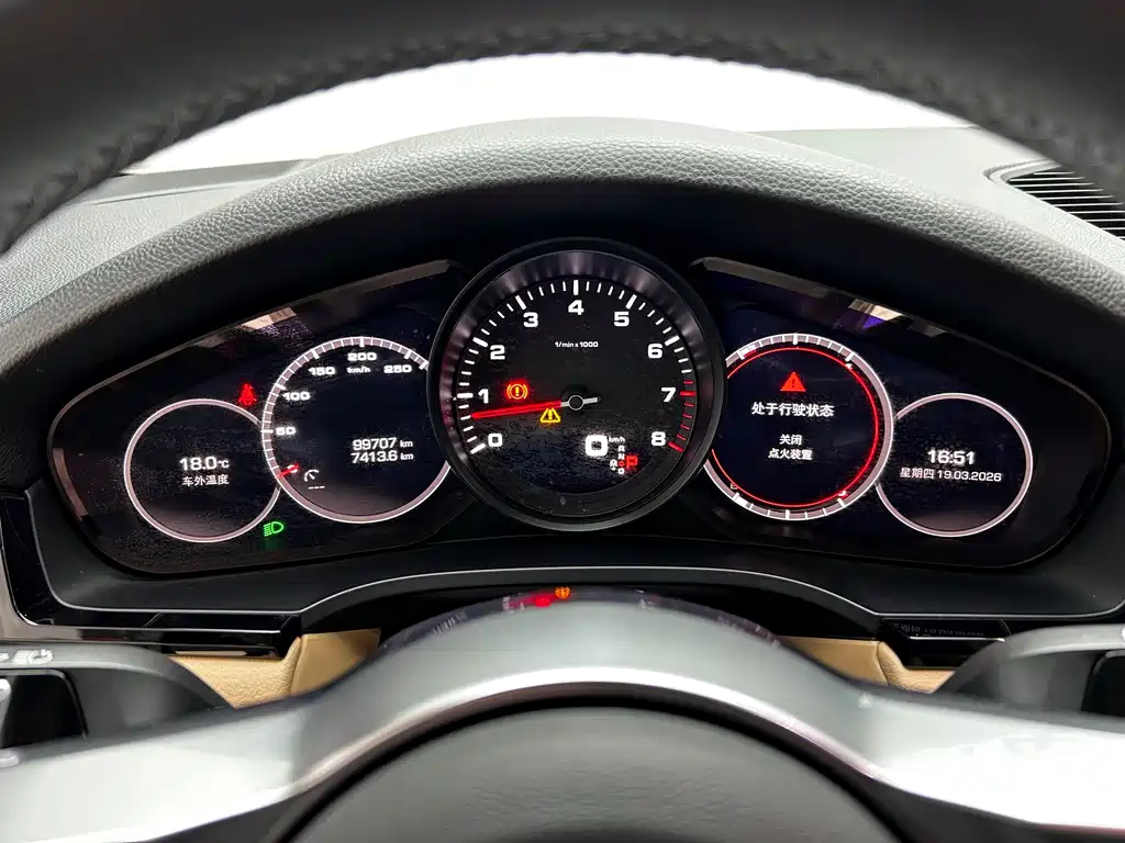 Porsche Cayenne 2018 — фото 9