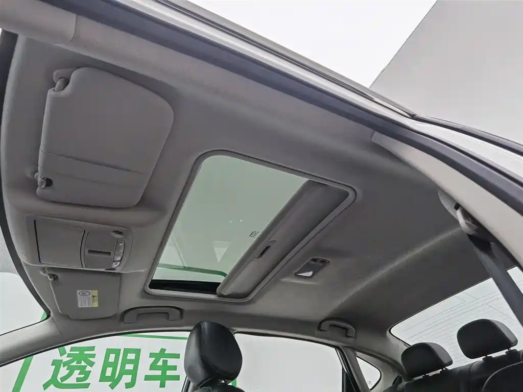 Nissan Sylphy 2018 — фото 14