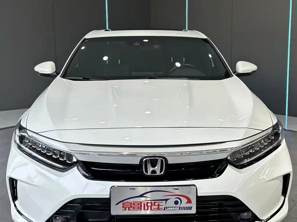 Honda Inspire 2022 — фото 2
