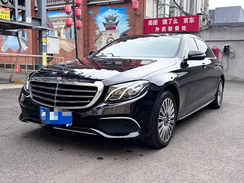 Mercedes-Benz E-Class 2017 — фото 1