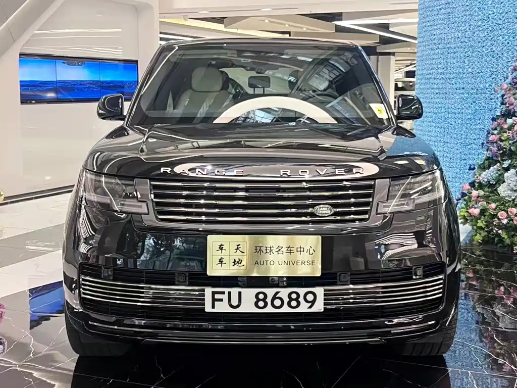Land Rover Range Rover 2025 — фото 11