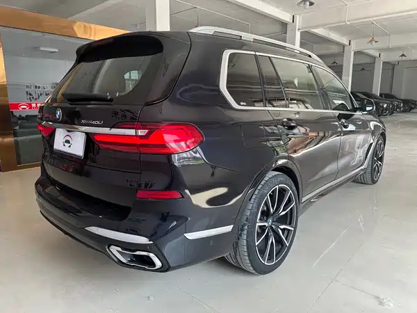 BMW X7 2020