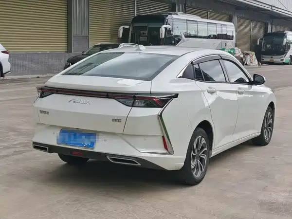 Dongfeng Yixuan 2021
