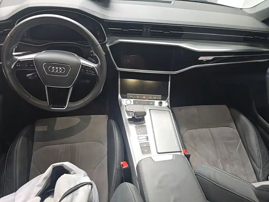 Audi A6L 2020 — фото 10