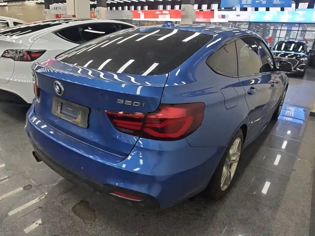 BMW 3 Series GT 2020