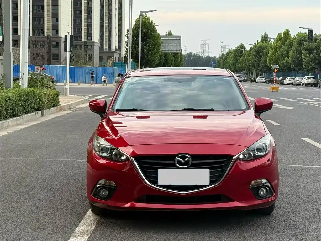 Mazda 3 Axela 2016