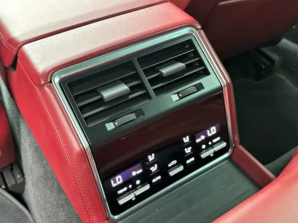 Porsche Panamera 2021 — фото 12