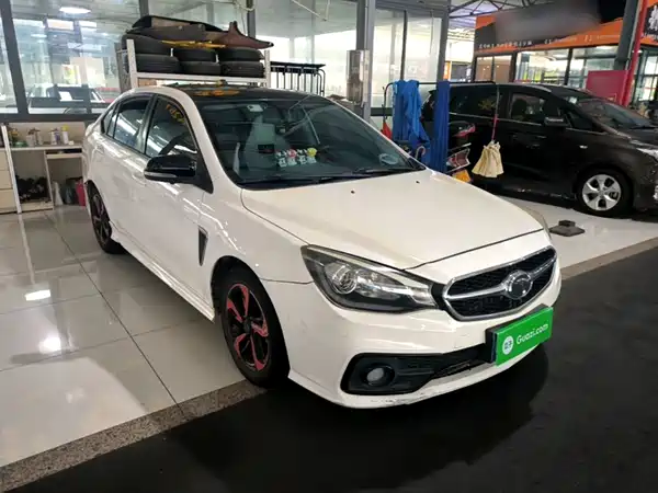 Soueast V5 Lingzhi 2017