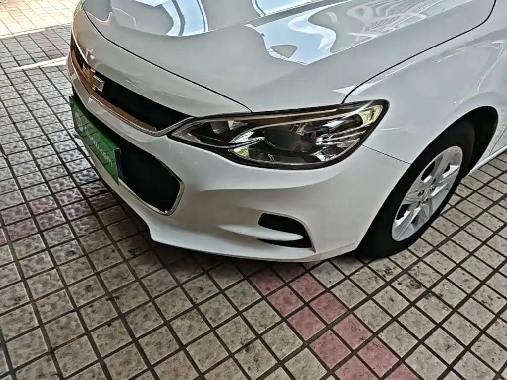 Chevrolet Cavalier 2018 — фото 24