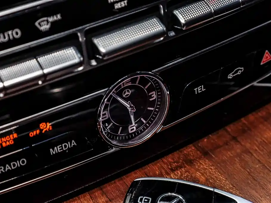 Mercedes-Benz G-Class 2023 — фото 21