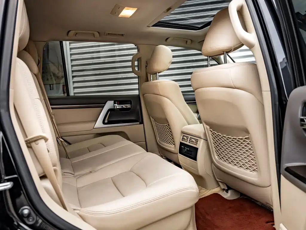 Toyota Land Cruiser 2019 — фото 11