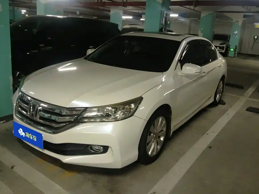 Honda Accord 2014 — фото 1