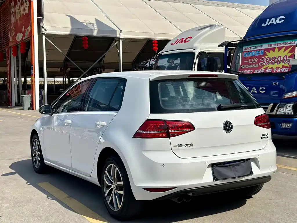 Volkswagen Golf 2016