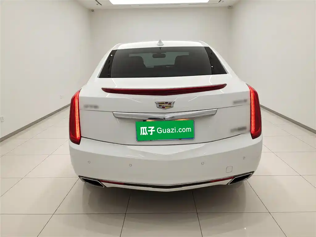 Cadillac XTS 2017 — фото 4