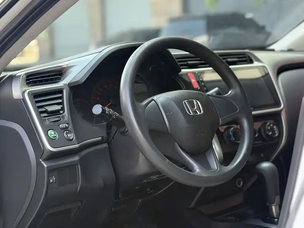 Honda City 2018 — фото 18