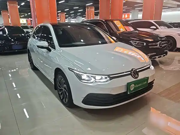 Volkswagen Golf 2022