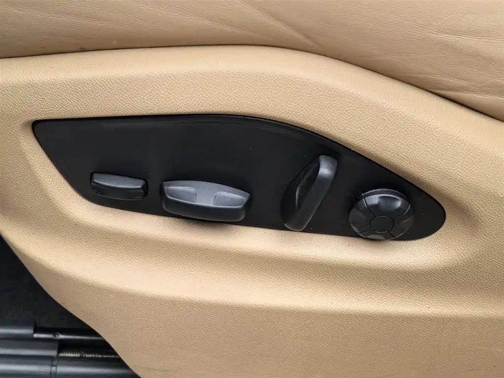 Porsche Cayenne 2022 — фото 30