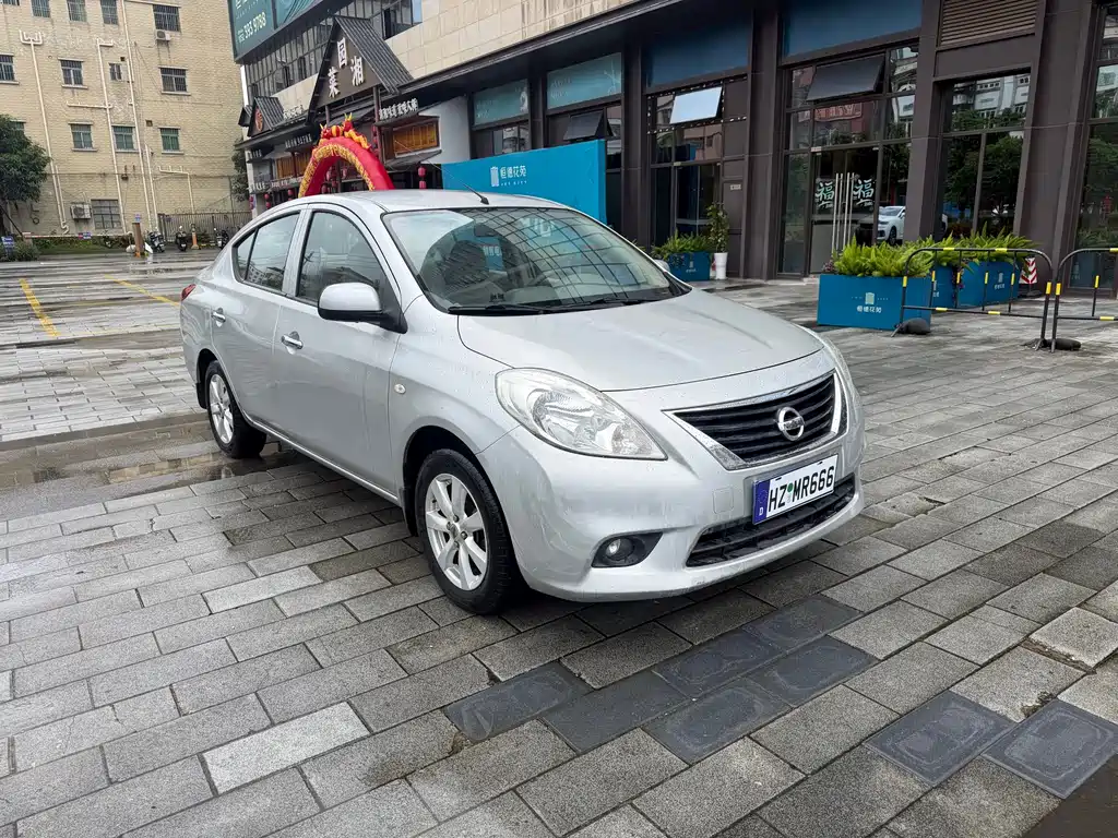 Nissan Sunny 2013 — фото 3