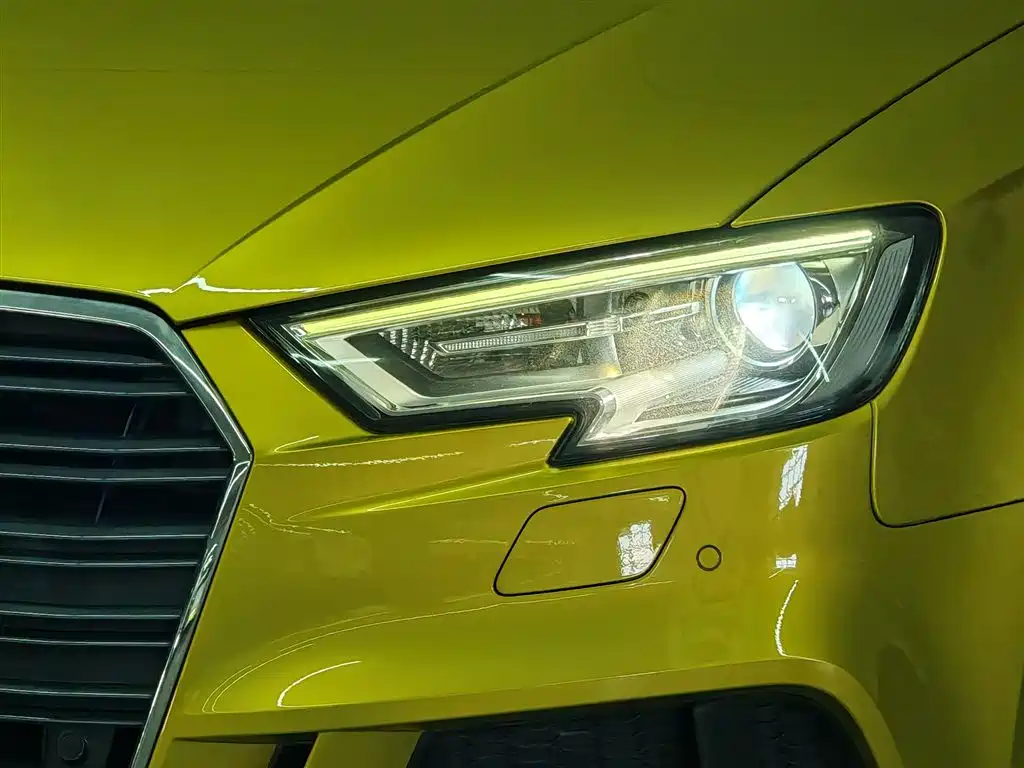 Audi A3 2018 — фото 16