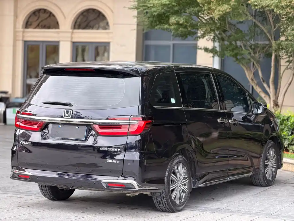 Honda Odyssey 2023 — фото 10
